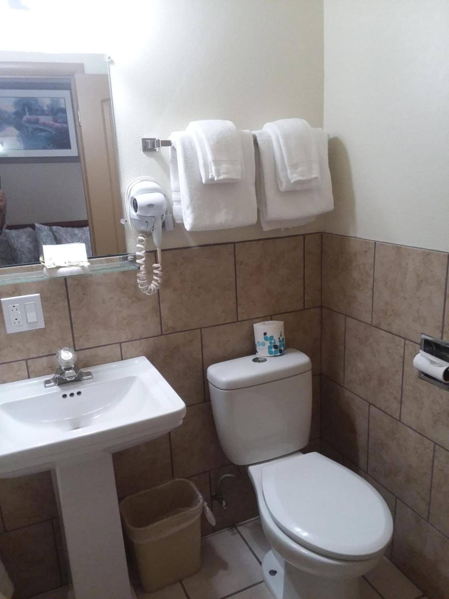 Travel Inn Motel Canon City Εξωτερικό φωτογραφία