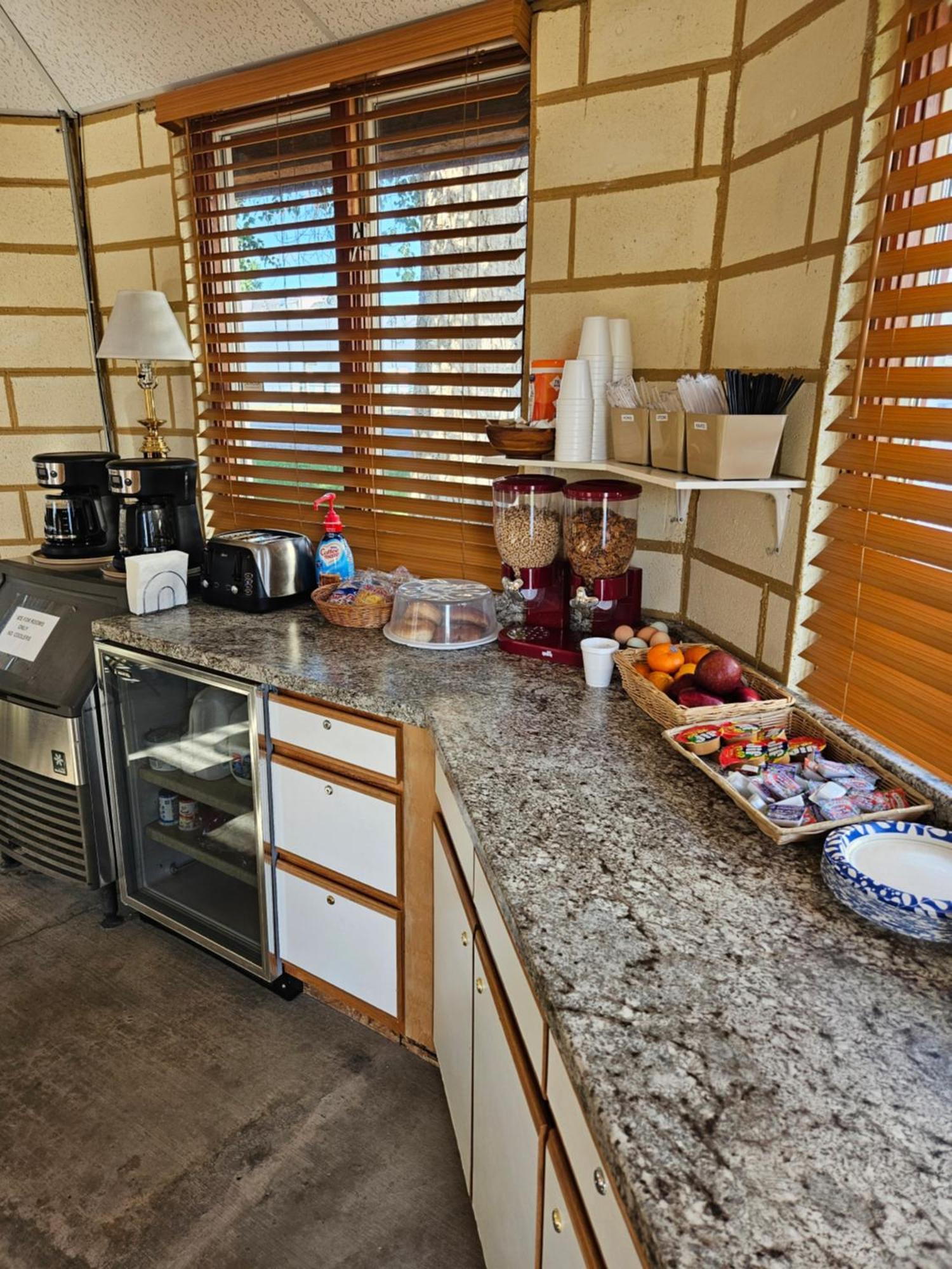 Travel Inn Motel Canon City Εξωτερικό φωτογραφία